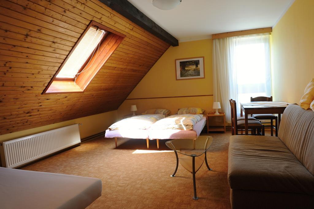 Penzion Alpina Liberec Cameră foto