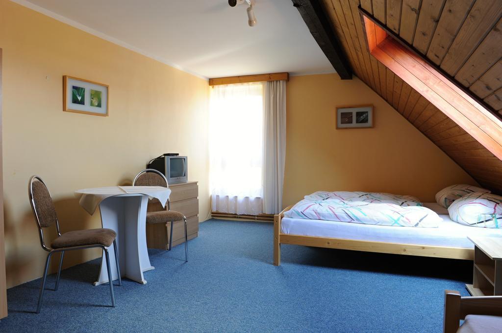 Penzion Alpina Liberec Cameră foto